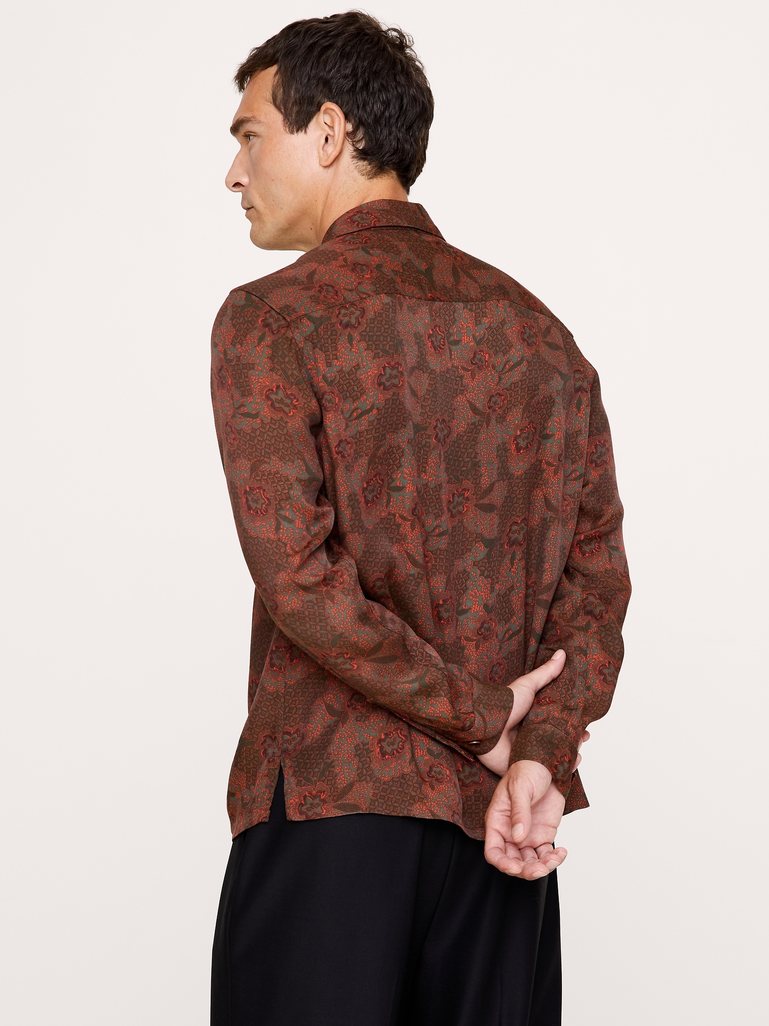 Standard-Fit Drapey Floral Resort Shirt