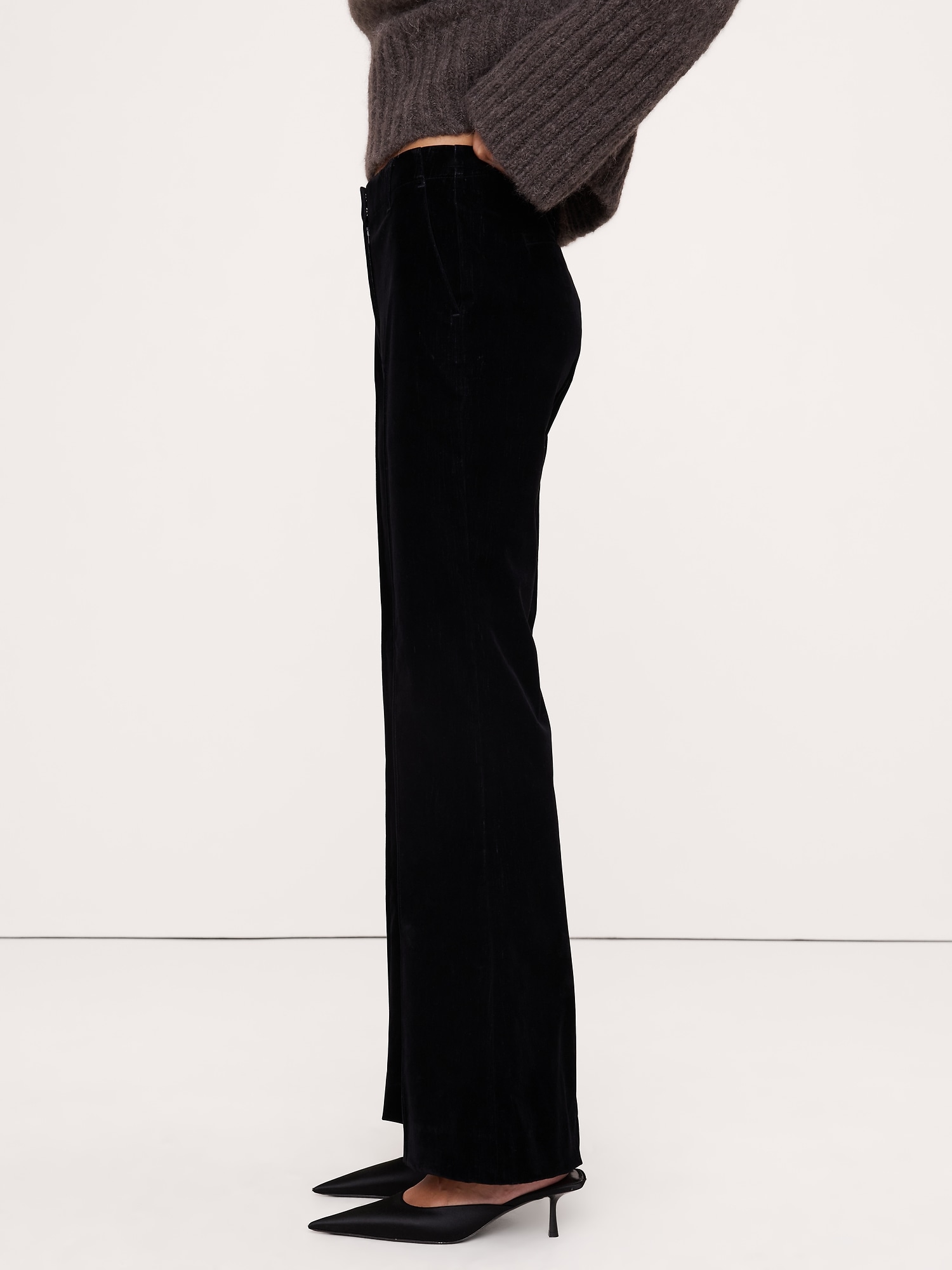 Женские брюки Banana Republic High-Rise Super Flare Flocked Pant, цвет: Чёрный — фото 3