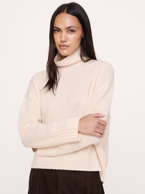 Oversized Cashmere Turtleneck Sweater