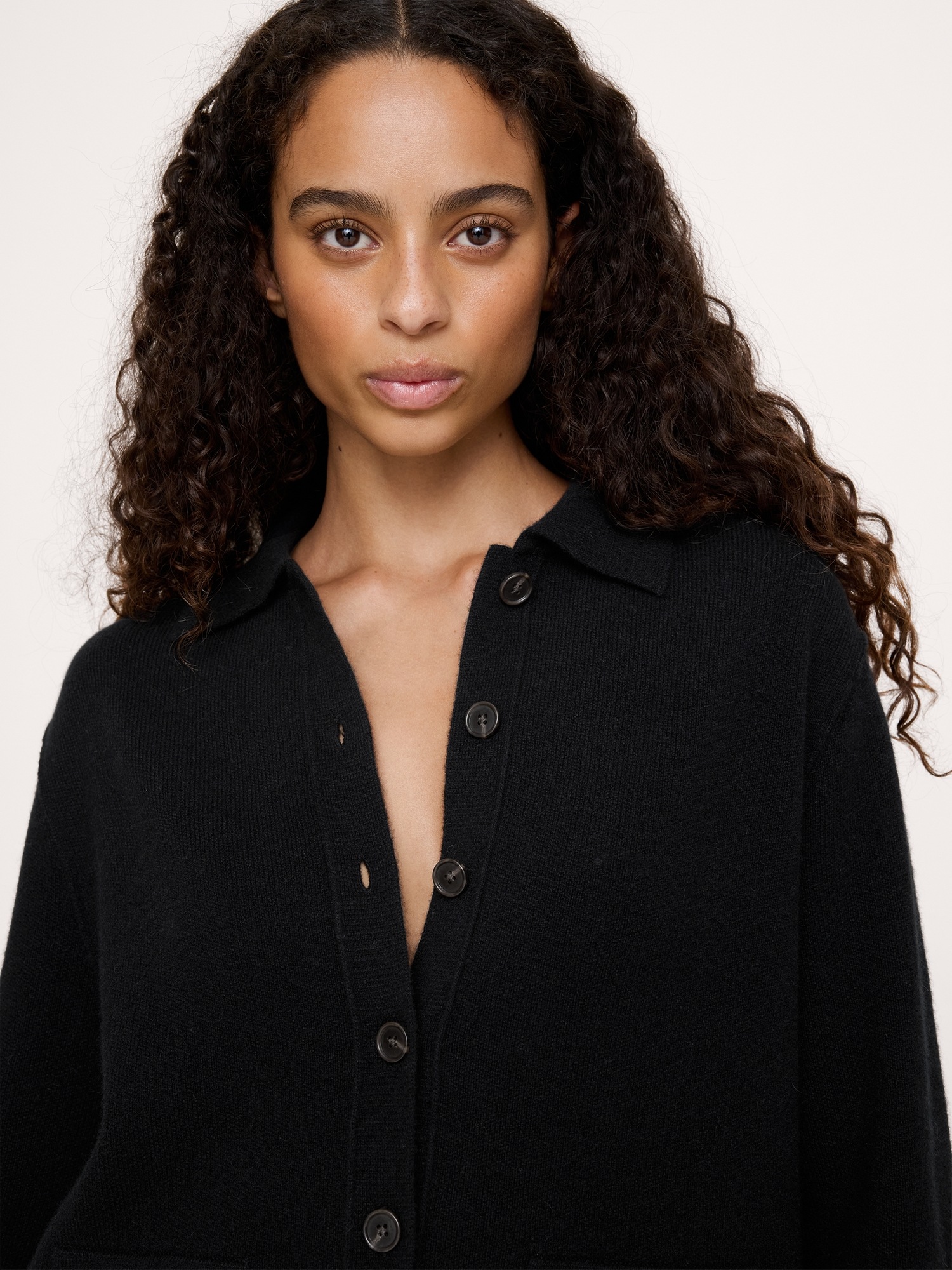 Женская куртка Banana Republic Cashmere Shirt Jacket, цвет: Чёрный — фото 3