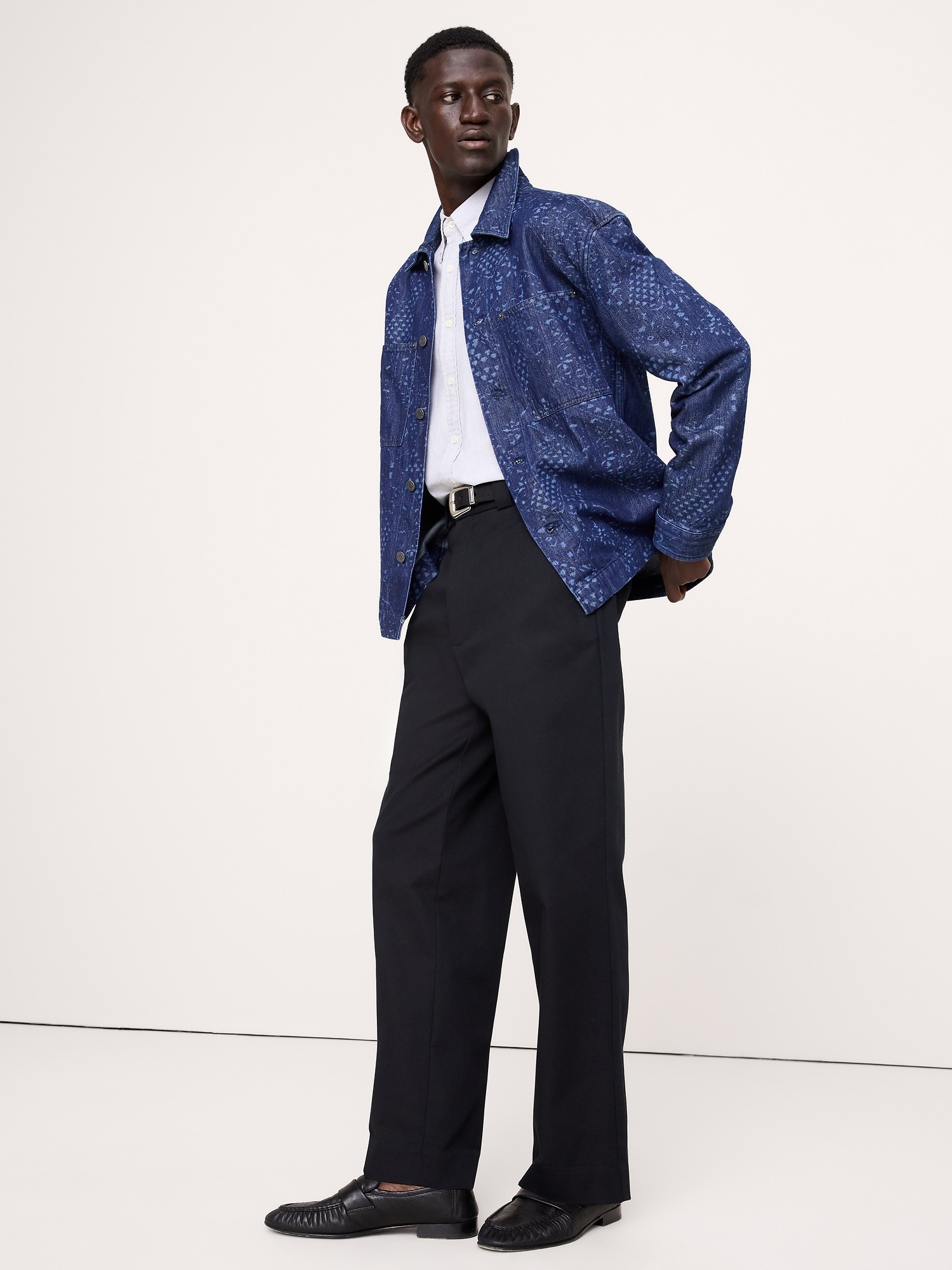 Мужская рубашка Banana Republic Relaxed-Fit Italian Printed Denim Overshirt, цвет: Тёмный индиго синий — фото 3