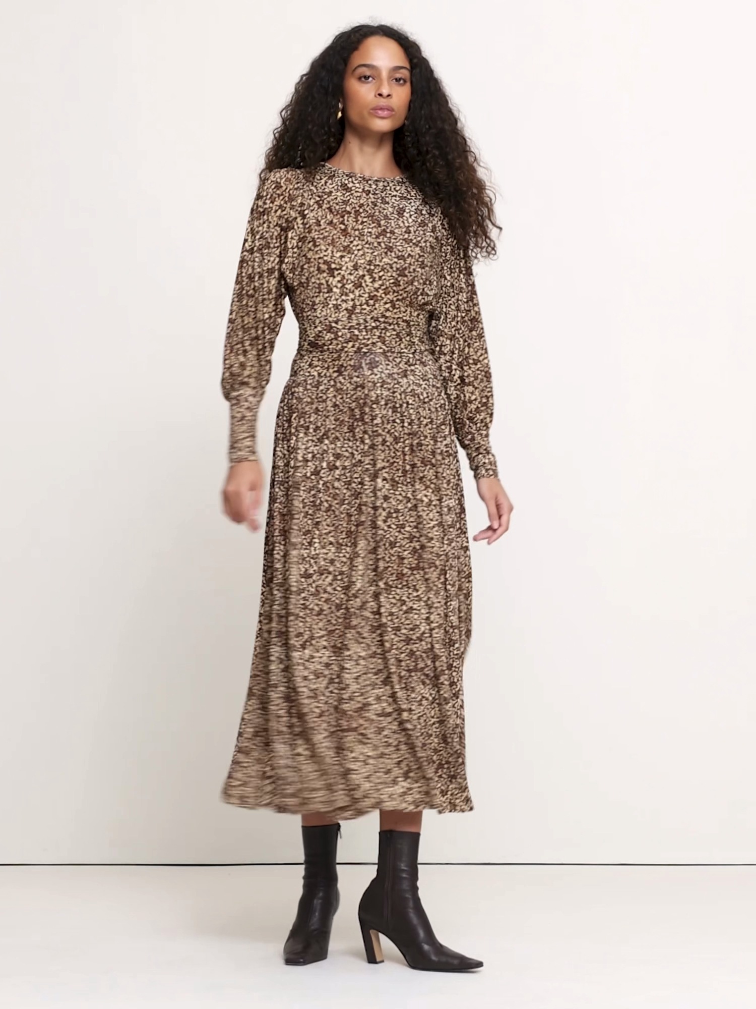 Женское платье Banana Republic Jersey Draped Gigot Sleeve Maxi, цвет: Леопардовый — фото 5