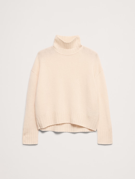Oversized Cashmere Turtleneck Sweater | Banana Republic