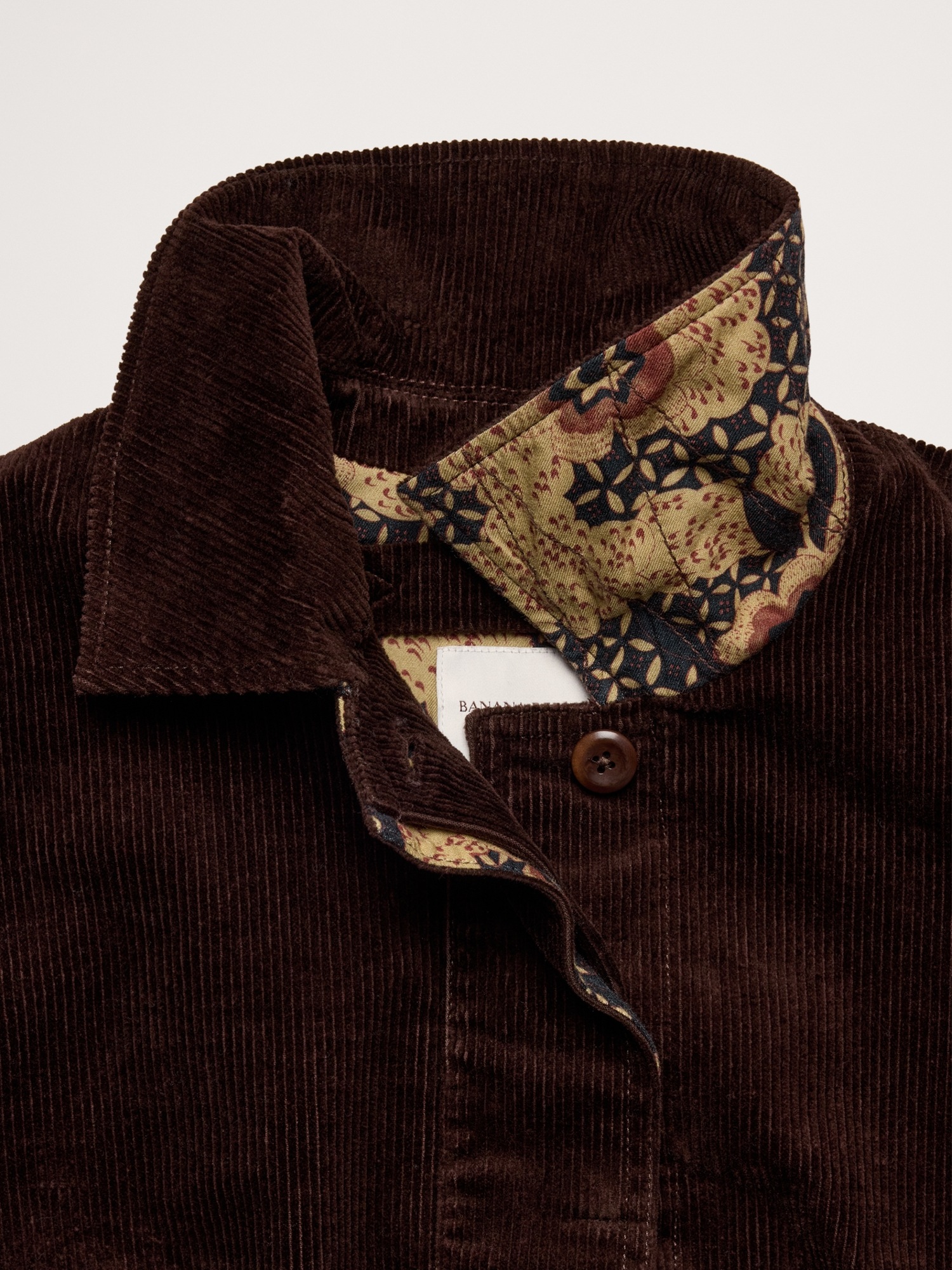 Женская куртка Banana Republic Corduroy Bomber, цвет: Коричневый — фото 6