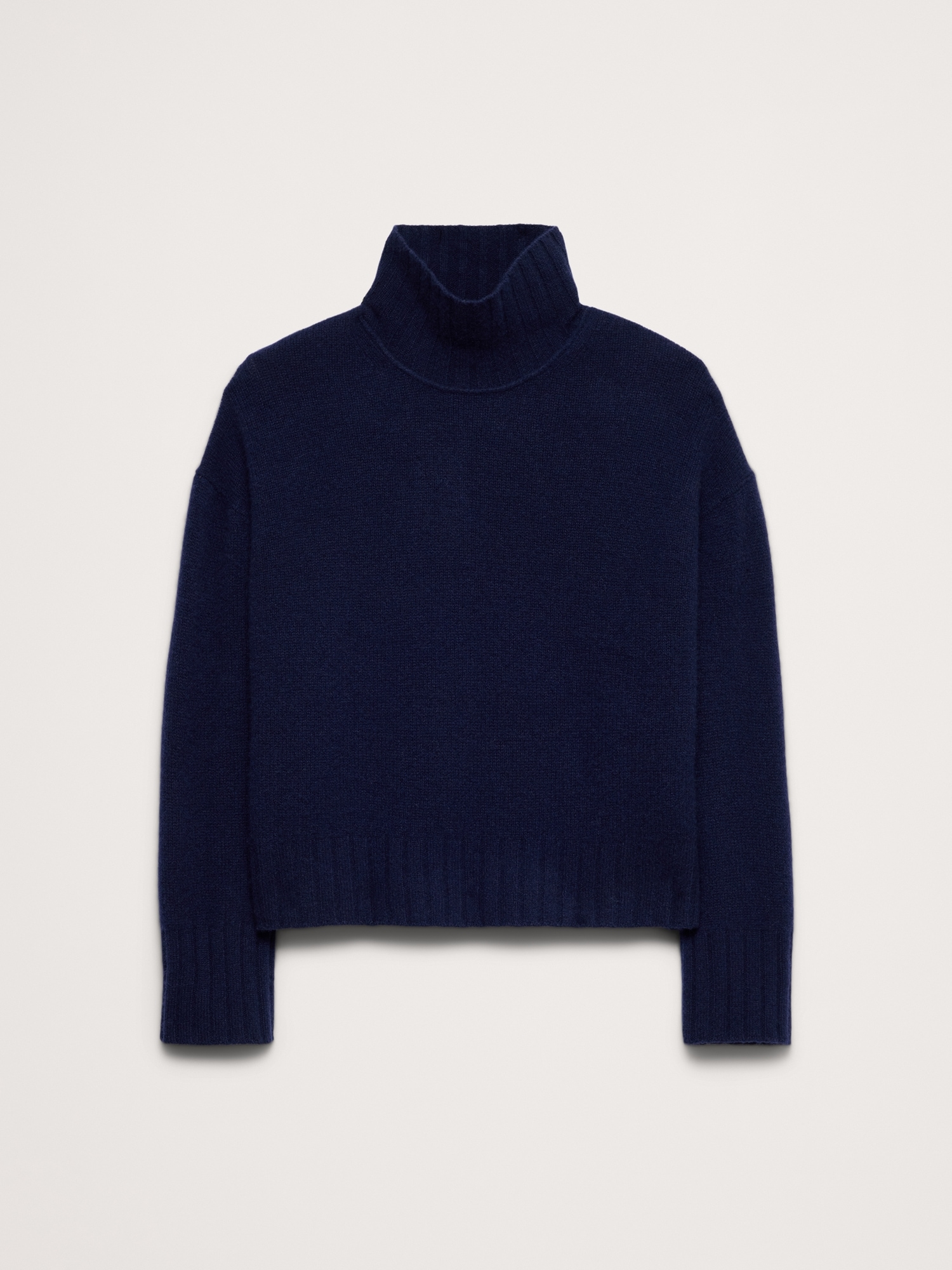 Oversized Cashmere Turtleneck Sweater - thumbnail 4