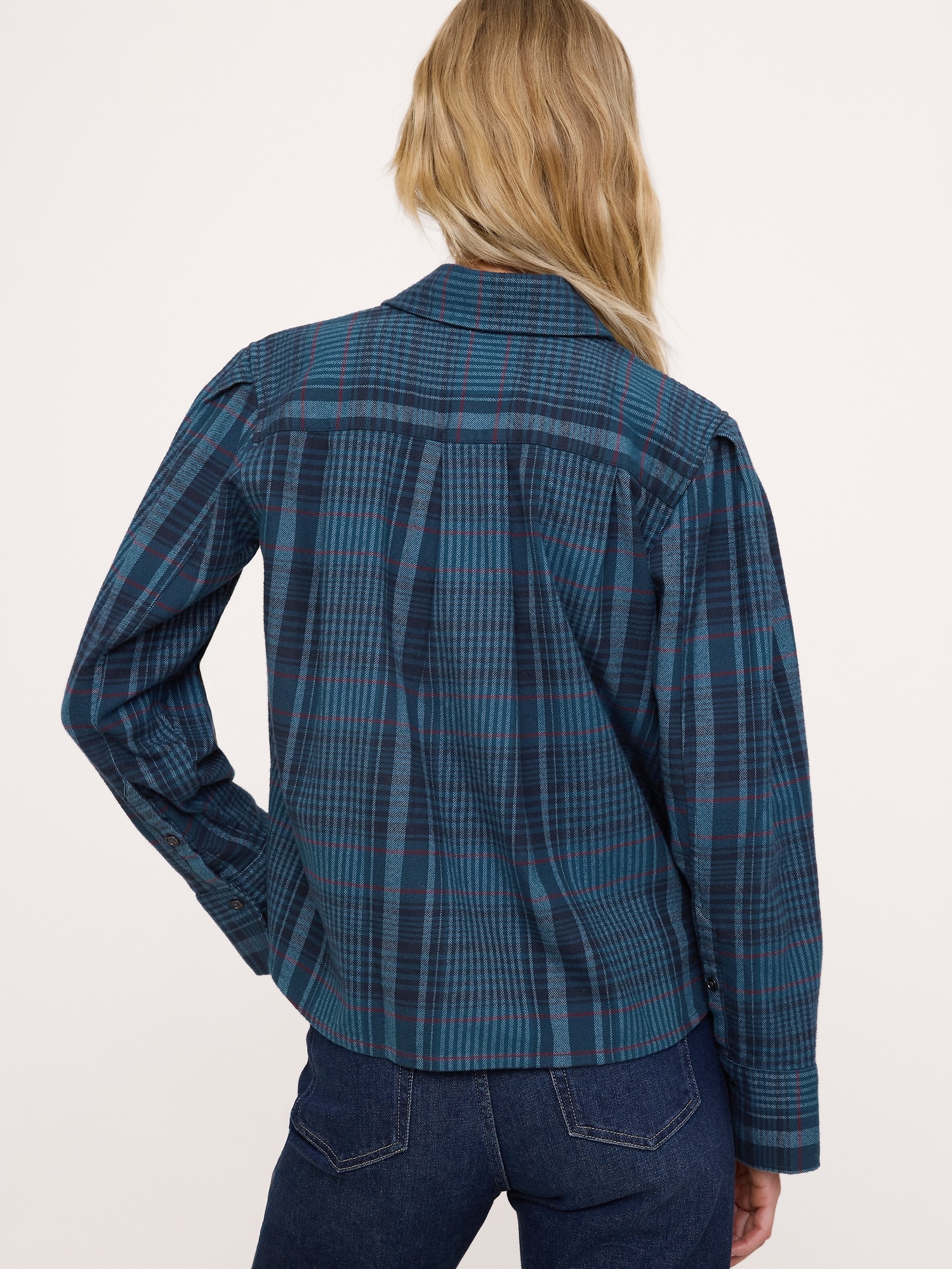 Женская рубашка Banana Republic Relaxed Flannel Utility, цвет: Синий клетчатый — фото 2