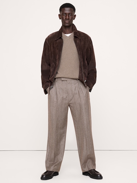 Relaxed Pleated Dress Pant