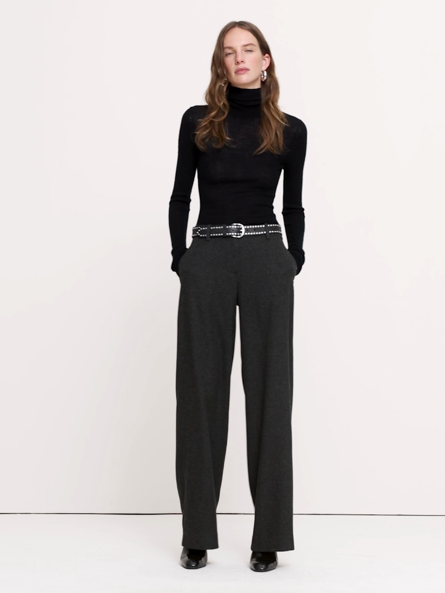 Женские брюки Banana Republic The Everyday Wide-Leg Pant in Italian Flannel, цвет: Угольный серый — фото 6